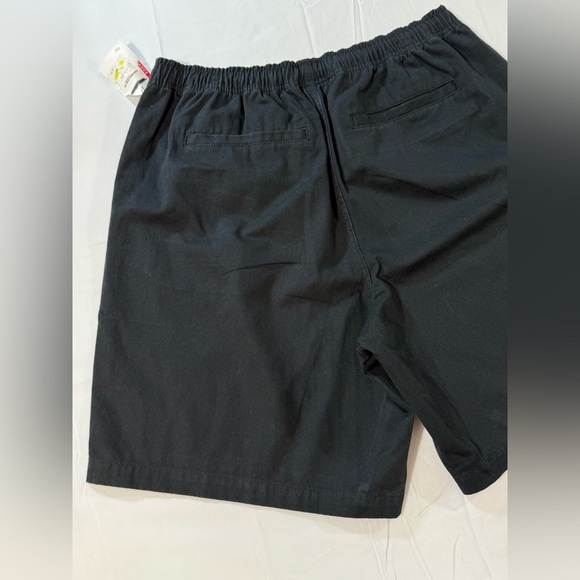 OBEY Men's Black elastic waist shorts size L - Picture 10 of 11